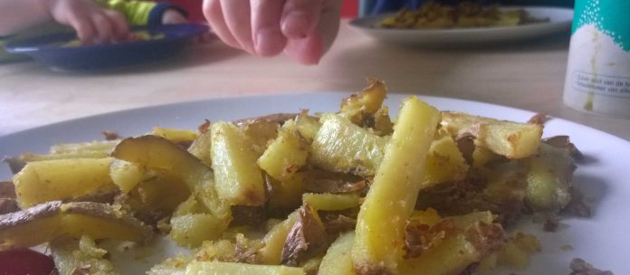 Recept zelfgemaakte patat nodig? Dit is de lekkerste patat uit de ActiFry!